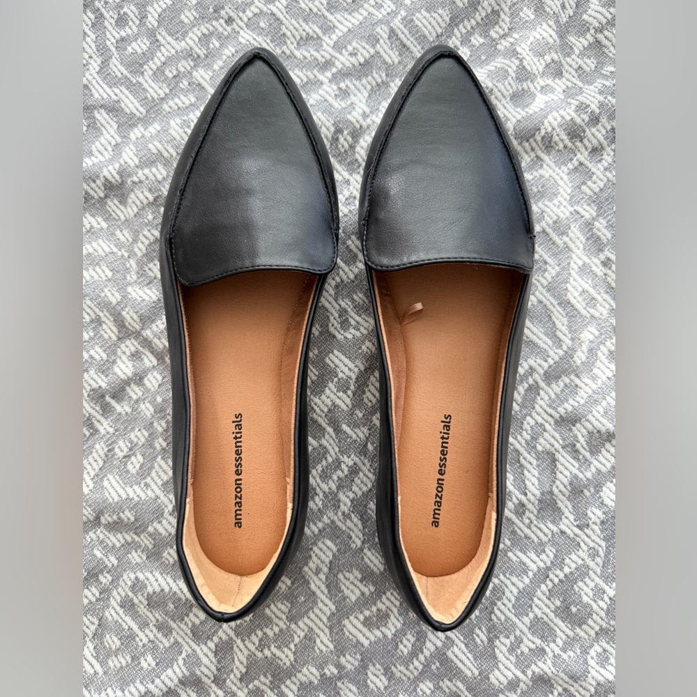 Black Flat Shoes